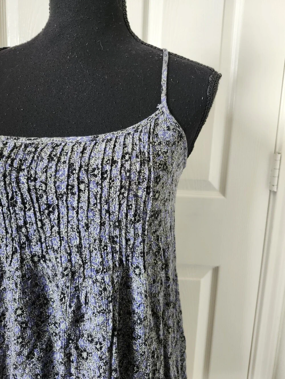 American Eagle Outfitters Lavender Blue Floral Smocked Cami Dress